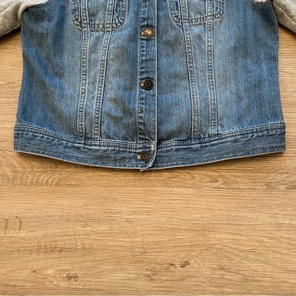 Chaps Mixed Media Denim Sweatshirt Jean Jacket Button Front Blue Gray Size M - Picture 3 of 8